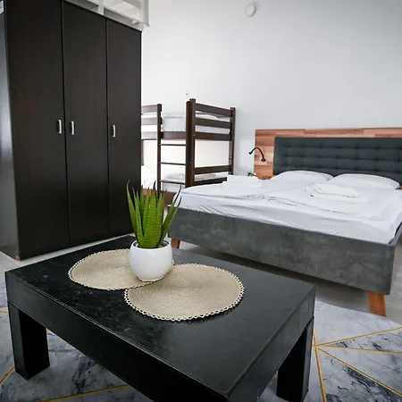 Old Town Whisper - Free Parking Apartment *