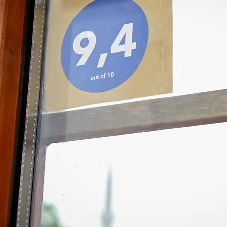 Old Town Whisper - Free Parking